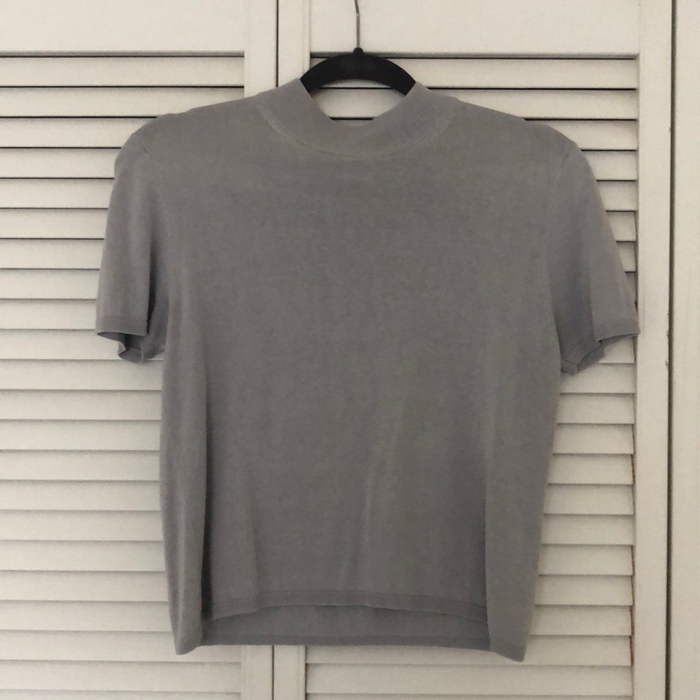 Mock neck short sleeve